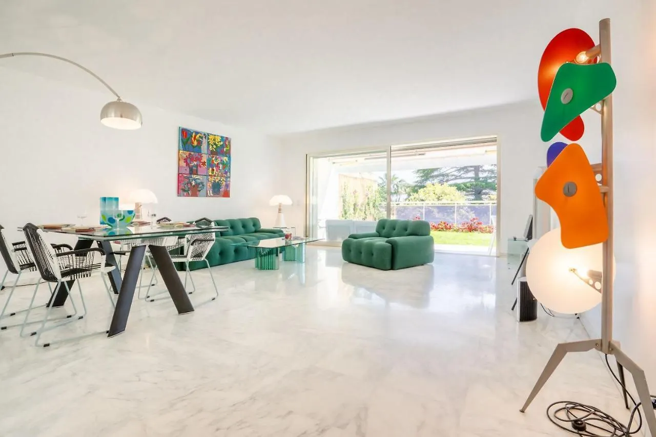 2-Br Luxury Apartment With Sea View And Pool Cannes 0*,