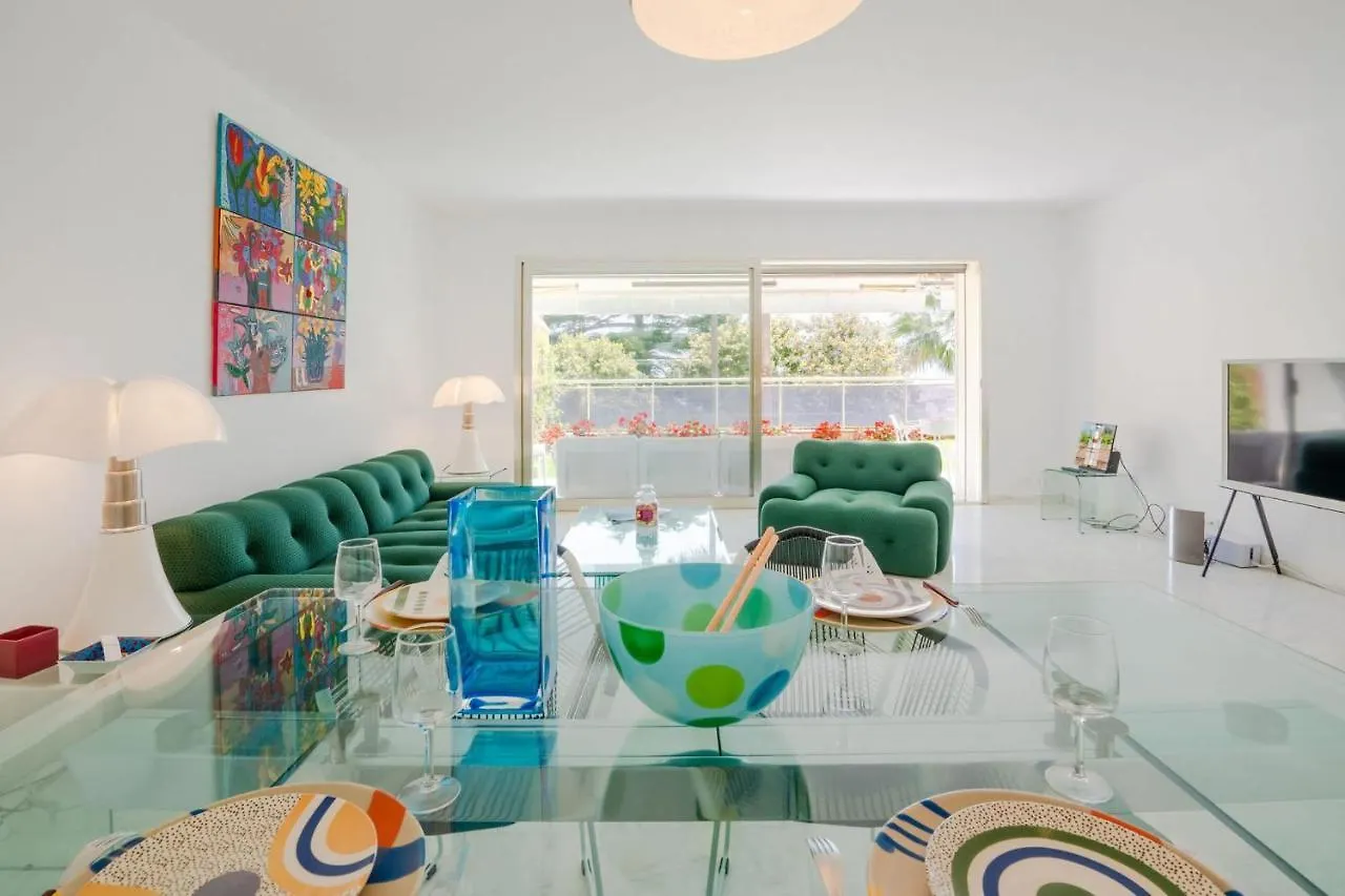 2-Br Luxury Apartment With Sea View And Pool Cannes