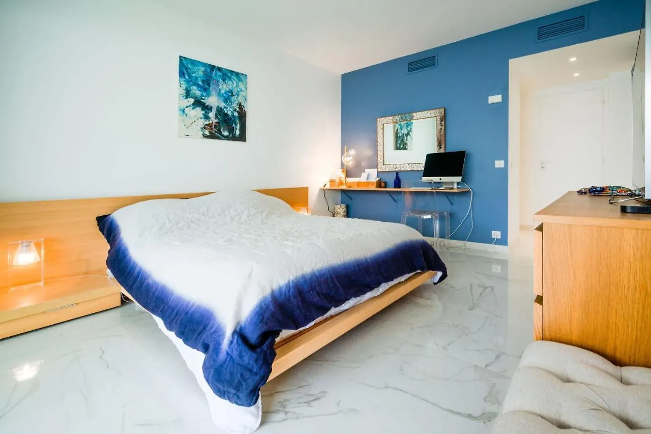 2-Br Luxury Apartment With Sea View And Pool Cannes 0*,  France
